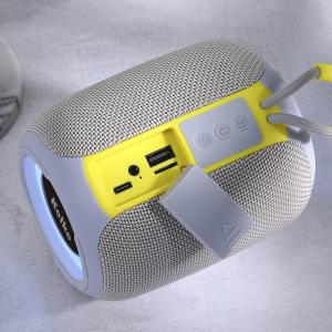 PARLANTE INALAMBRICO KOLKE ARROW KPP-678 BLANCO