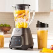 Licuadora Oster con Programas Automáticos y Tecnología Reversible