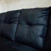 SOFA MOVELMAX VICTORIA 3 + CHAISE NEGRO C/ BAUL + 2 ALMOHADAS